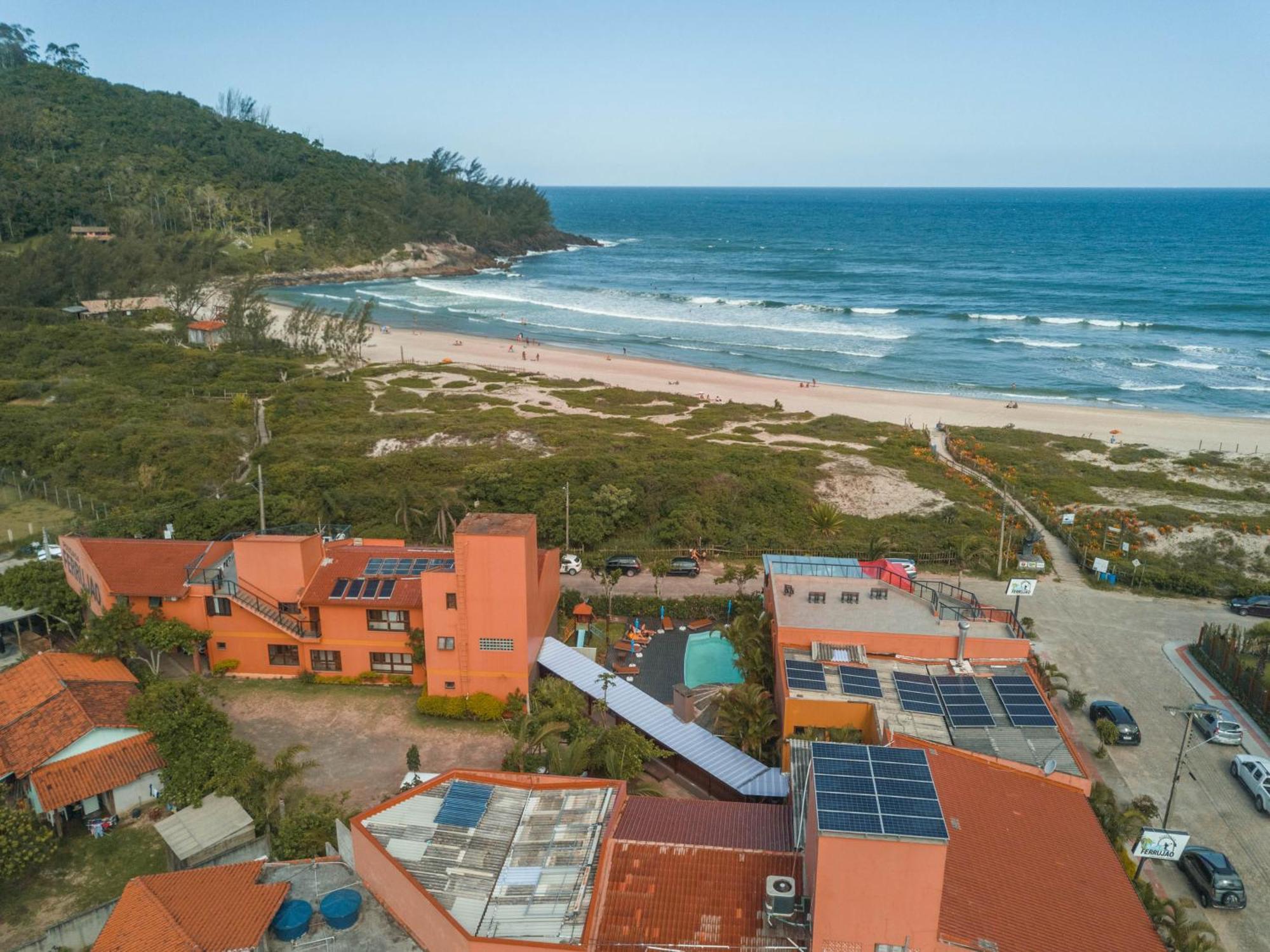 Ferrujao Pousada E Restaurante Garopaba Exteriör bild